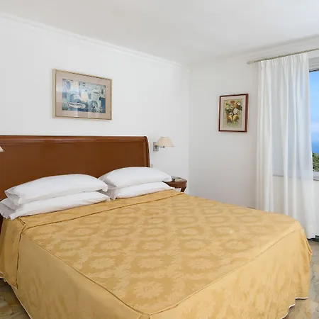 Bellavista 3* אנה קאפרי