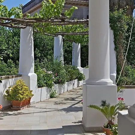 Bellavista מלון
